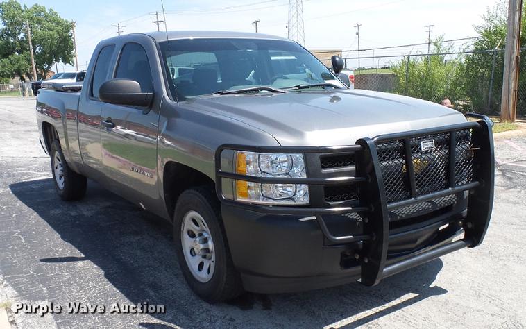 image for item DD5286 2013 Chevrolet Silverado 1500 Ext. Cab pickup truck