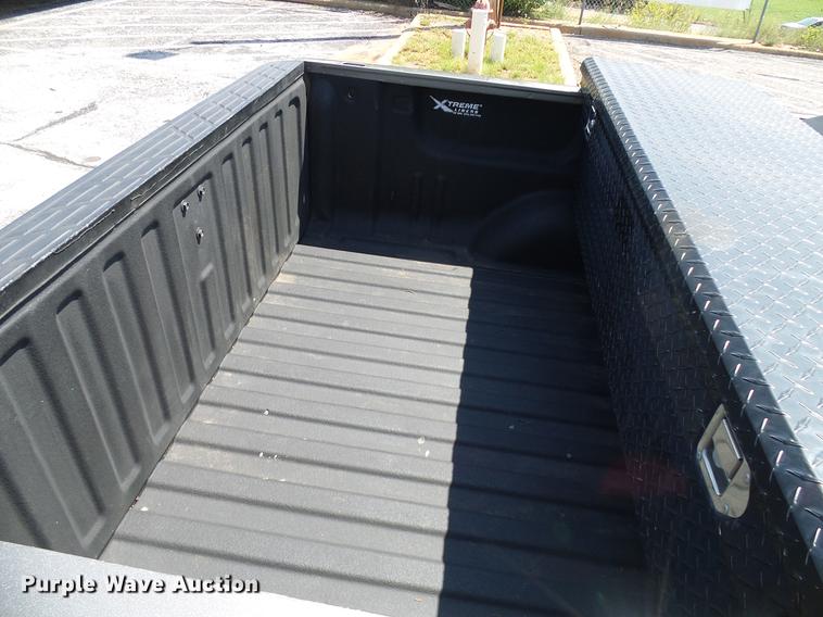 image for item DD5286 2013 Chevrolet Silverado 1500 Ext. Cab pickup truck