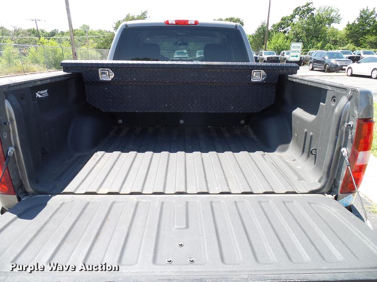 image for item DD5286 2013 Chevrolet Silverado 1500 Ext. Cab pickup truck