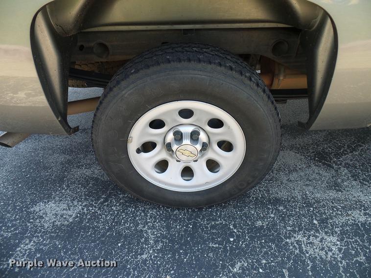 image for item DD5286 2013 Chevrolet Silverado 1500 Ext. Cab pickup truck