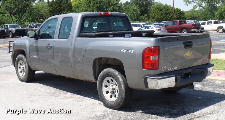 image for item DD5287 2012 Chevrolet Silverado 1500 Ext. Cab pickup truck