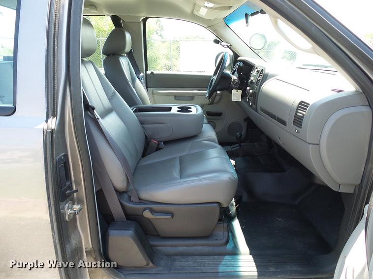 image for item DD5287 2012 Chevrolet Silverado 1500 Ext. Cab pickup truck