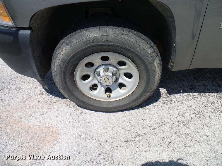 image for item DD5287 2012 Chevrolet Silverado 1500 Ext. Cab pickup truck