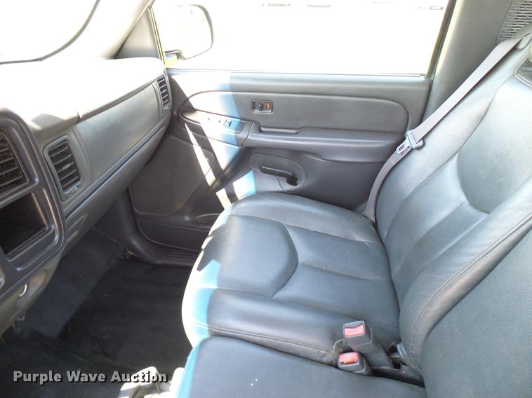 image for item DD5288 2006 Chevrolet Silverado 1500 pickup truck