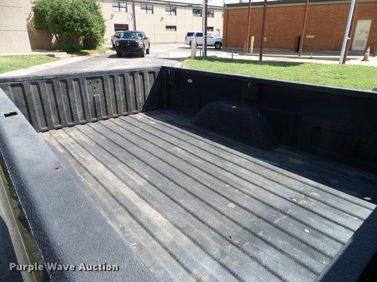 image for item DD5288 2006 Chevrolet Silverado 1500 pickup truck