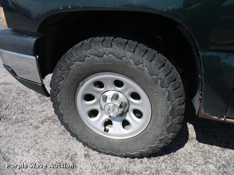 image for item DD5288 2006 Chevrolet Silverado 1500 pickup truck