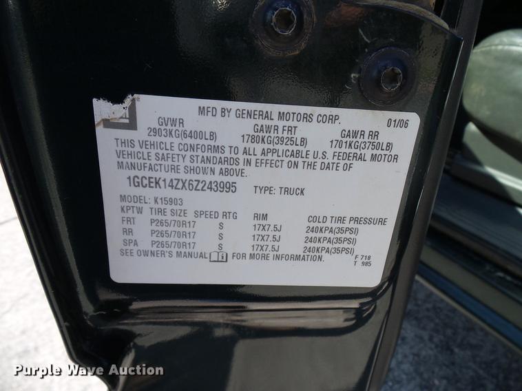 image for item DD5288 2006 Chevrolet Silverado 1500 pickup truck