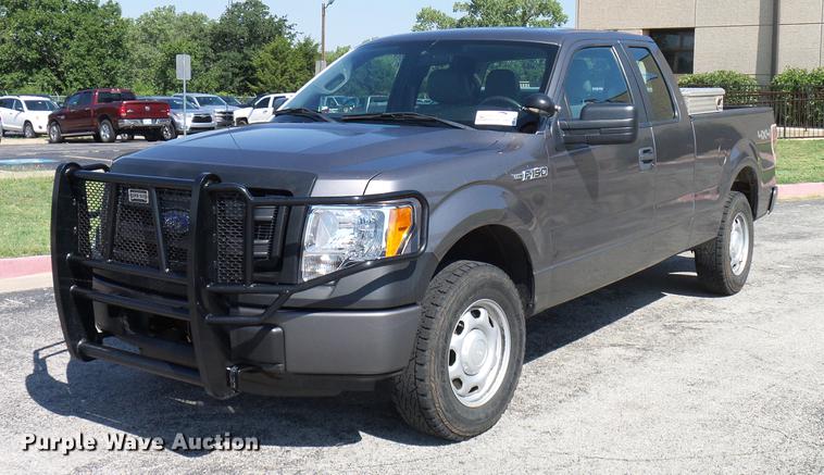 image for item DD5290 2014 Ford F150 XL SuperCab pickup truck