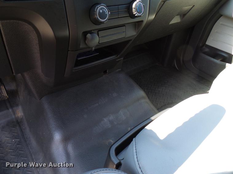 image for item DD5290 2014 Ford F150 XL SuperCab pickup truck