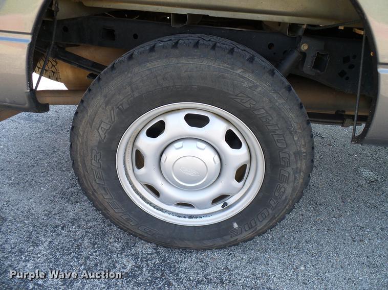 image for item DD5290 2014 Ford F150 XL SuperCab pickup truck