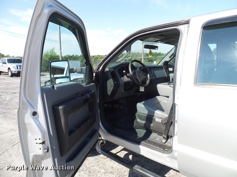image for item DD5292 2012 Ford F250 Super Duty XL Crew Cab pickup truck