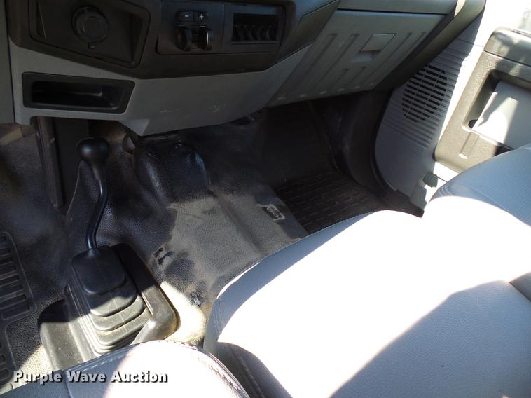 image for item DD5292 2012 Ford F250 Super Duty XL Crew Cab pickup truck