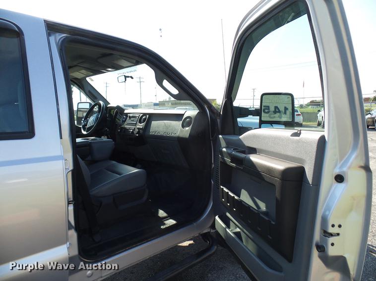 image for item DD5292 2012 Ford F250 Super Duty XL Crew Cab pickup truck
