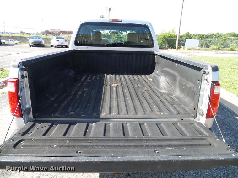 image for item DD5292 2012 Ford F250 Super Duty XL Crew Cab pickup truck