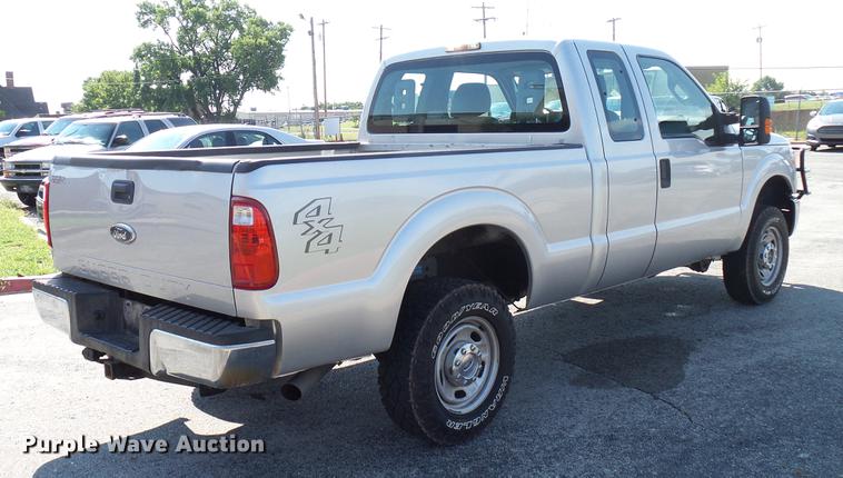 image for item DD5293 2011 Ford F250 Super Duty XL SuperCab pickup truck
