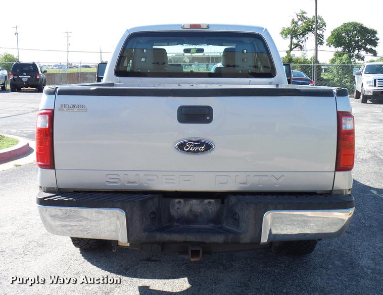 image for item DD5293 2011 Ford F250 Super Duty XL SuperCab pickup truck
