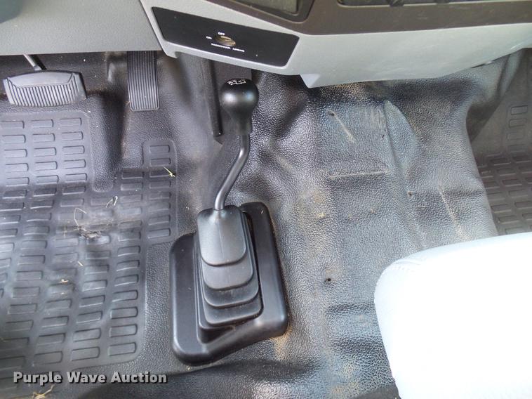 image for item DD5293 2011 Ford F250 Super Duty XL SuperCab pickup truck