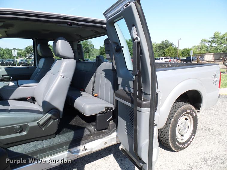 image for item DD5293 2011 Ford F250 Super Duty XL SuperCab pickup truck