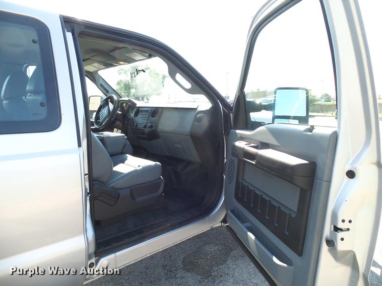 image for item DD5293 2011 Ford F250 Super Duty XL SuperCab pickup truck