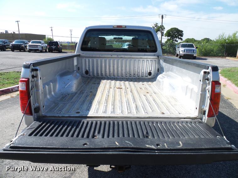 image for item DD5293 2011 Ford F250 Super Duty XL SuperCab pickup truck