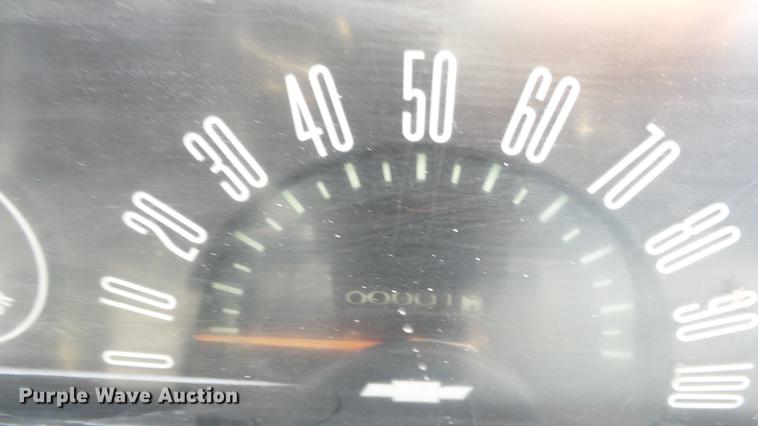 image for item BL9007 1963 Chevrolet C10 pickup truck