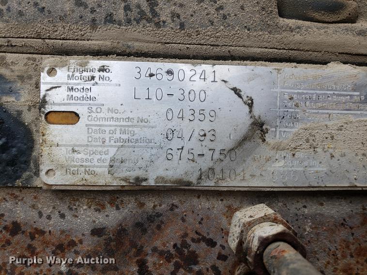 image for item BW9204 1993 White GMC WG truck cab and chassis