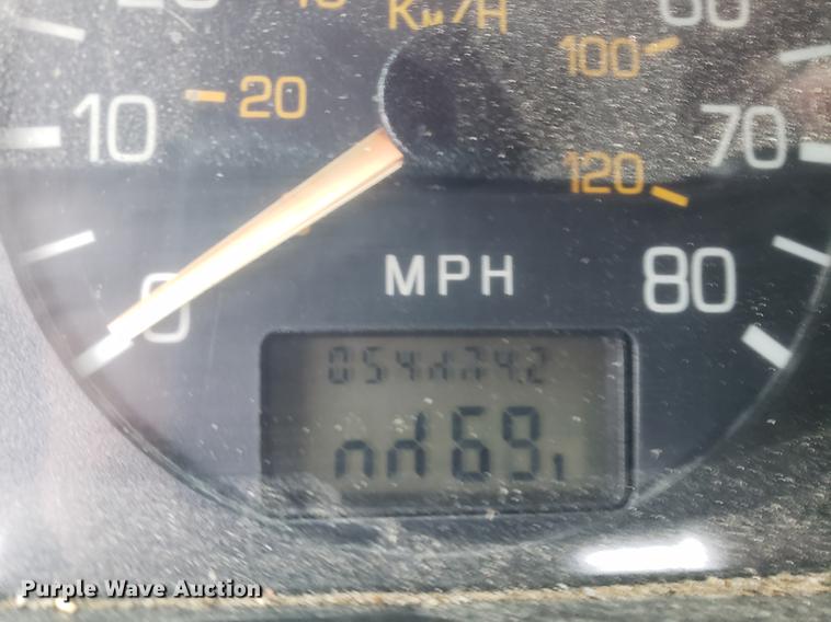 image for item BW9204 1993 White GMC WG truck cab and chassis