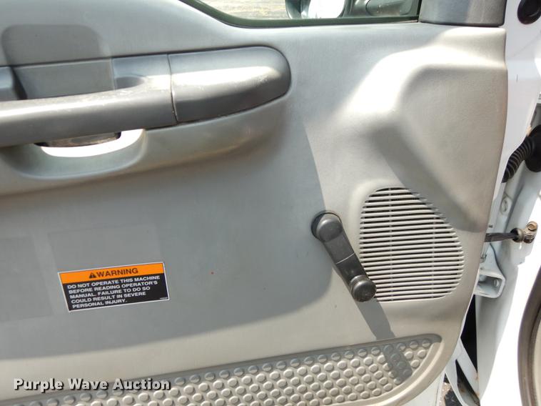 image for item DB8277 2003 Ford F350 Super Duty Crew Cab pickup truck