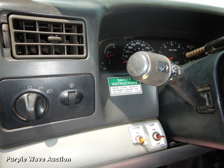 image for item DB8277 2003 Ford F350 Super Duty Crew Cab pickup truck