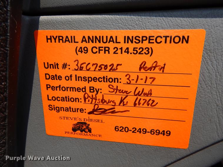 image for item DB8277 2003 Ford F350 Super Duty Crew Cab pickup truck