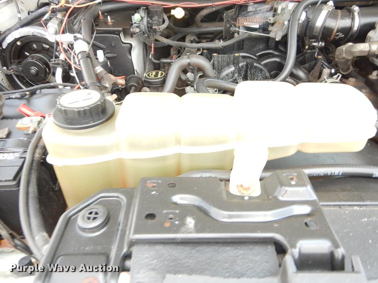 image for item DB8277 2003 Ford F350 Super Duty Crew Cab pickup truck