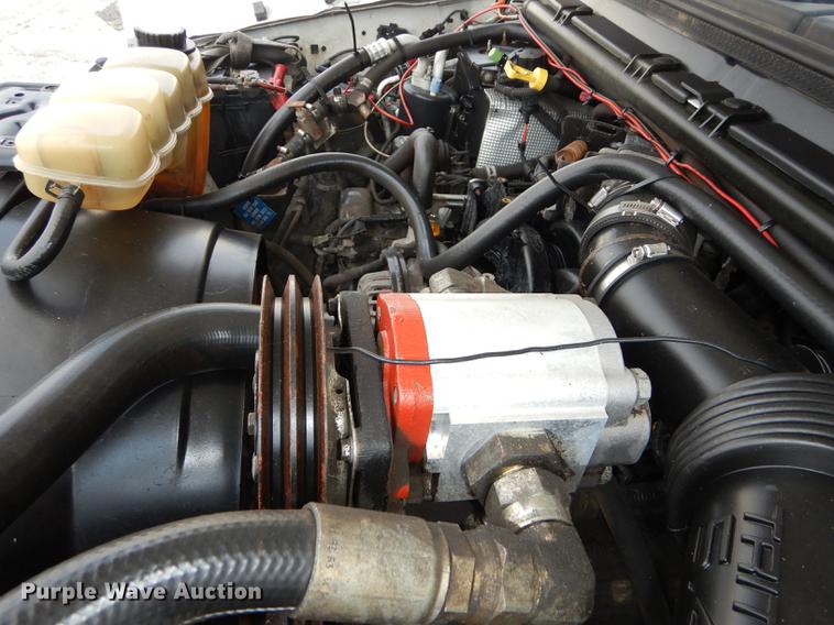 image for item DB8277 2003 Ford F350 Super Duty Crew Cab pickup truck