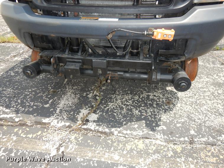 image for item DB8277 2003 Ford F350 Super Duty Crew Cab pickup truck