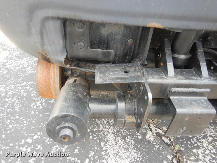 image for item DB8277 2003 Ford F350 Super Duty Crew Cab pickup truck