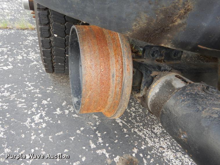 image for item DB8277 2003 Ford F350 Super Duty Crew Cab pickup truck