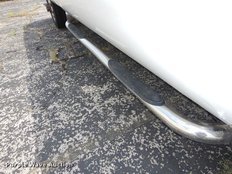 image for item DB8277 2003 Ford F350 Super Duty Crew Cab pickup truck