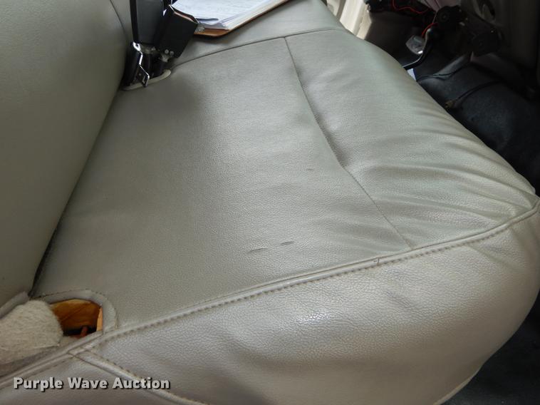 image for item DB8277 2003 Ford F350 Super Duty Crew Cab pickup truck