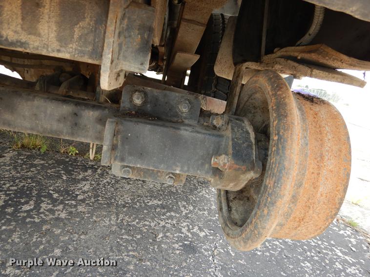 image for item DB8277 2003 Ford F350 Super Duty Crew Cab pickup truck