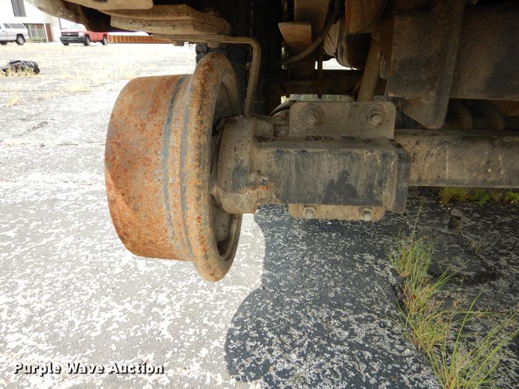 image for item DB8277 2003 Ford F350 Super Duty Crew Cab pickup truck