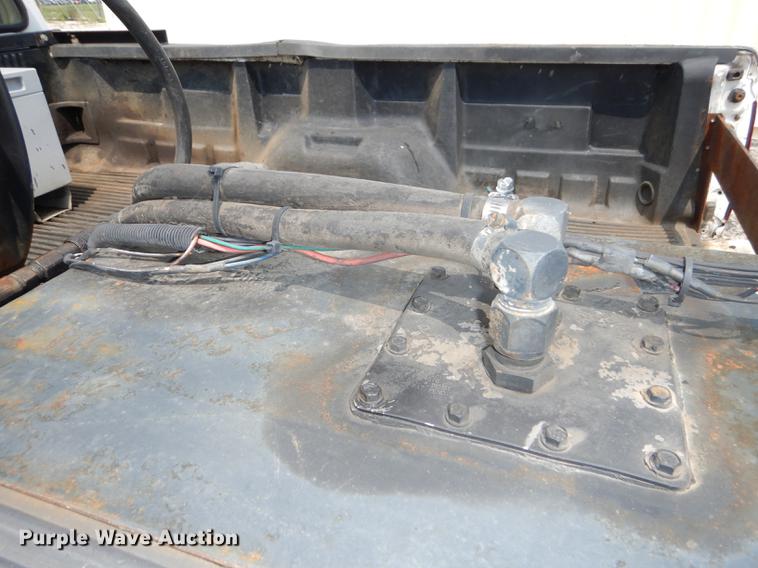 image for item DB8277 2003 Ford F350 Super Duty Crew Cab pickup truck