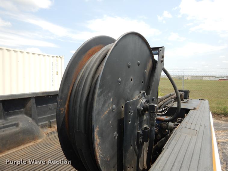 image for item DB8277 2003 Ford F350 Super Duty Crew Cab pickup truck