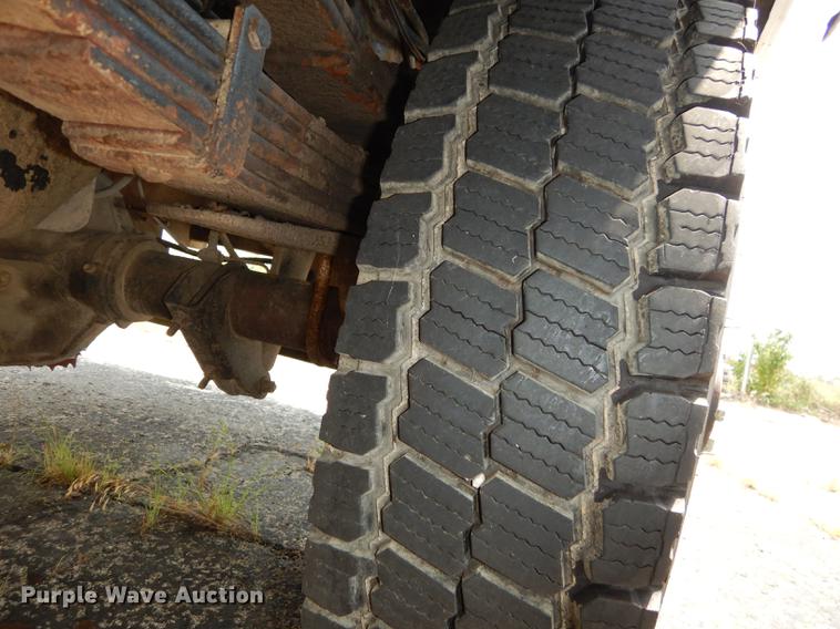 image for item DB8277 2003 Ford F350 Super Duty Crew Cab pickup truck