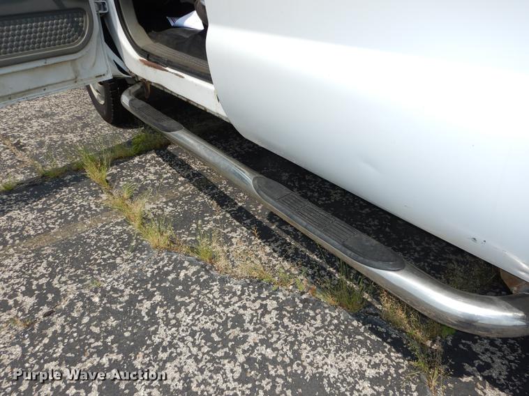 image for item DB8277 2003 Ford F350 Super Duty Crew Cab pickup truck