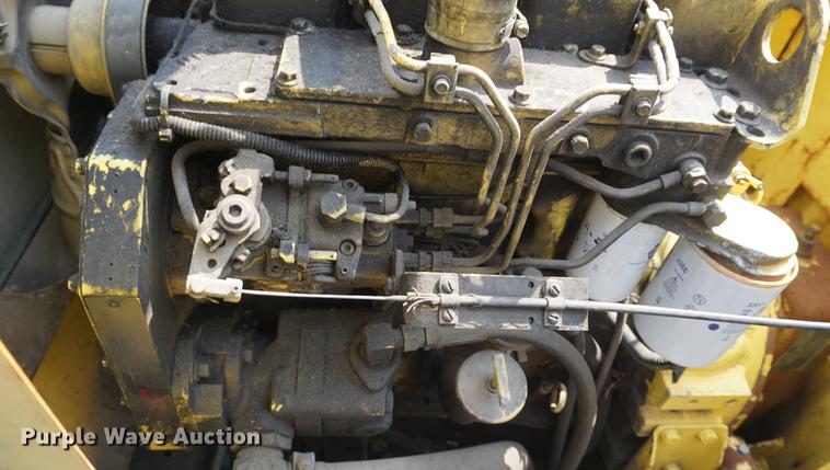 image for item DB8305 1995 International 4900 vacuum truck