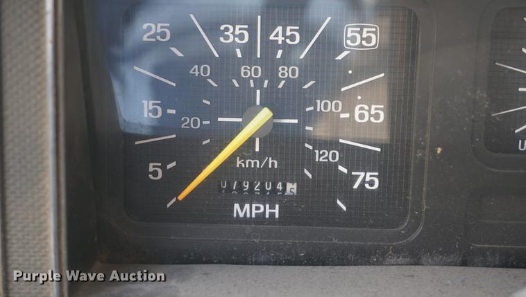 image for item DB8307 1991 Ford F700 sewer rodder truck