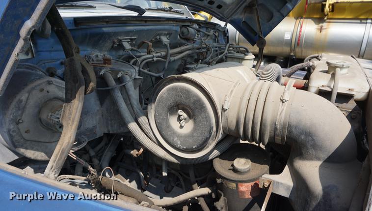 image for item DB8307 1991 Ford F700 sewer rodder truck