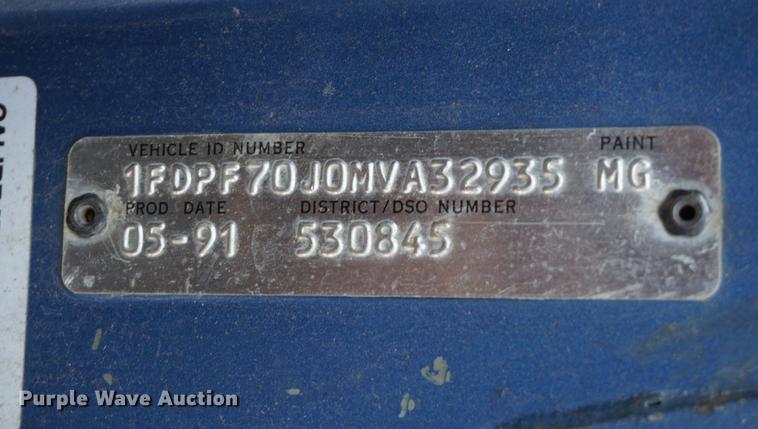 image for item DB8307 1991 Ford F700 sewer rodder truck