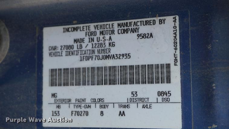 image for item DB8307 1991 Ford F700 sewer rodder truck