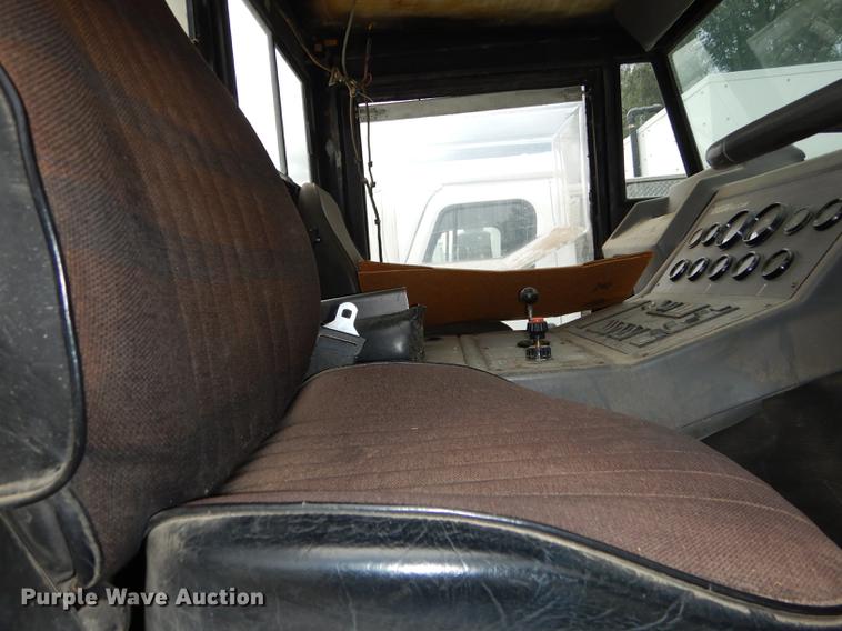 image for item DB8313 1990 Elgin Pelican P series street sweeper