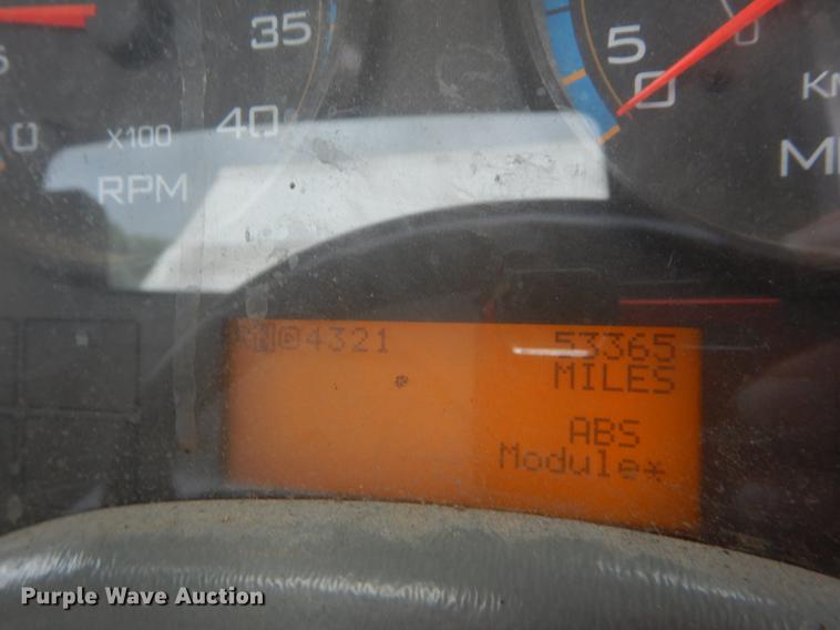 image for item DB8315 2009 International 7400 refuse truck